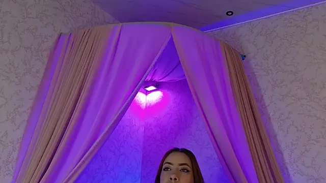 LolaGray   online show from May 24, 2026, 12:49 pm