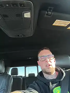 Snapshot of WIDBIGWHITECOCK chatting on February 2, 2026, 7:35 pm WIDBIGWHITECOCK online show from February 2, 2026, 7:35 pm