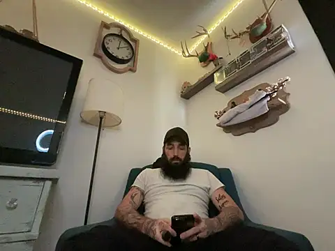 Snapshot of ScottyBighorn chatting on January 17, 2026, 6:11 pm ScottyBighorn online show from January 17, 2026, 6:11 pm