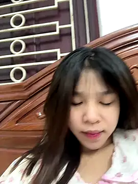 Lyli-122 online show from January 6, 2026, 2:48 am