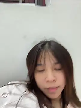 Lyli-122 online show from February 27, 2026, 11:21 am