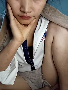 yumyum112 online show from February 1, 2026, 9:40 am