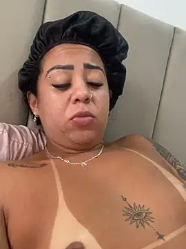 Cachinhossfd online show from February 19, 2026, 10:12 am