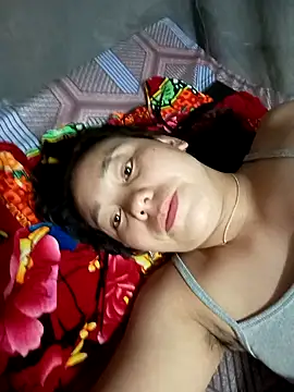 vanvan005 online show from February 25, 2026, 11:15 pm