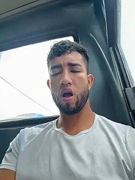 liam bronw online show from March 9, 2026, 6:33 pm