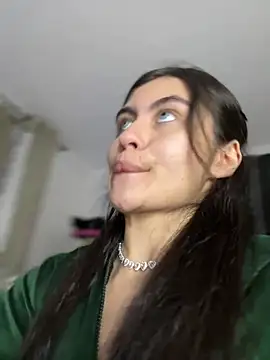 Snapshot of Stormi_th chatting on January 16, 2026, 11:53 pm Stormi th online show from January 16, 2026, 11:53 pm