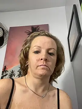 Snapshot of SattivvaXXX chatting on February 12, 2026, 2:06 pm SattivvaXXX online show from February 12, 2026, 2:06 pm