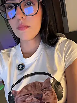 HinaSweet online show from March 15, 2026, 12:39 am