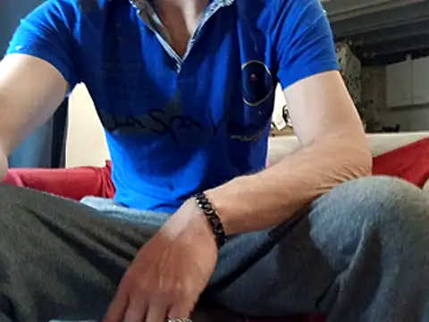 Snapshot of chrisopen07 chatting on February 5, 2026, 5:53 pm chrisopen07 online show from February 5, 2026, 5:53 pm