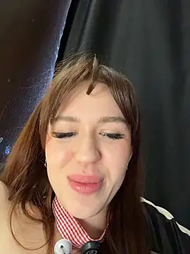 Snapshot of Vse_crazy chatting on February 24, 2026, 8:04 am Vse crazy online show from February 24, 2026, 8:04 am