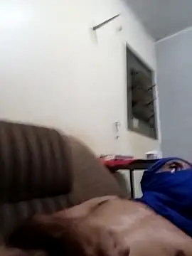 Snapshot of zariocesar chatting on February 9, 2026, 5:38 am zariocesar online show from February 9, 2026, 5:38 am