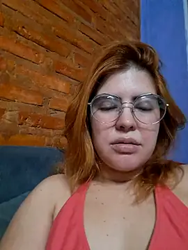 Snapshot of mililena1 chatting on April 1, 2026, 12:57 am mililena1 online show from April 1, 2026, 12:57 am