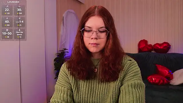 Snapshot of A_Lot_of_Bunny chatting on February 19, 2026, 9:06 am A Lot of Bunny online show from February 19, 2026, 9:06 am