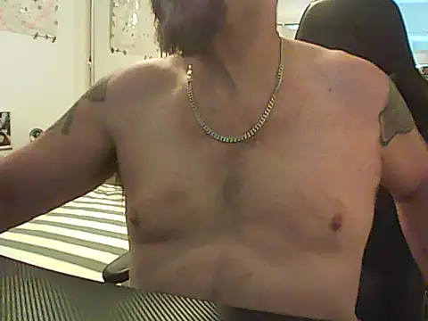 Snapshot of loudandproud chatting on March 28, 2026, 4:24 am loudandproud online show from March 28, 2026, 4:24 am