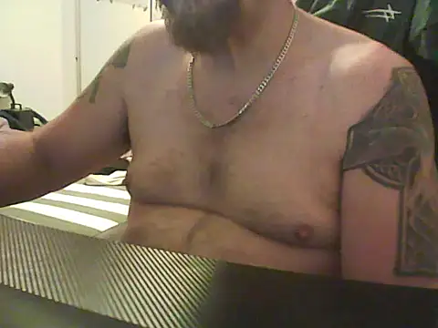 Snapshot of loudandproud chatting on April 5, 2026, 2:02 pm loudandproud online show from April 5, 2026, 2:02 pm