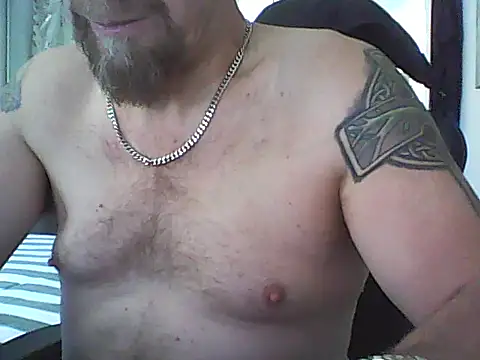 Snapshot of loudandproud chatting on February 4, 2026, 11:00 pm loudandproud online show from February 4, 2026, 11:00 pm