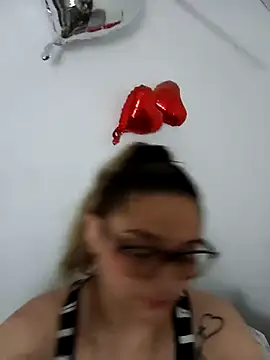 Snapshot of natalliecoopers chatting on January 18, 2026, 11:13 am natalliecoopers online show from January 18, 2026, 11:13 am