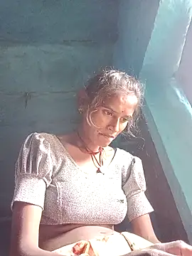 Snapshot of Jan_692 chatting on February 4, 2026, 7:58 am Jan 692 online show from February 4, 2026, 7:58 am