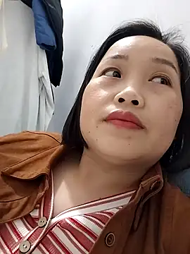 Snapshot of __BingBing__ chatting on February 16, 2026, 2:27 pm BingBing online show from February 16, 2026, 2:27 pm