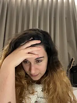 Snapshot of joanaguerreiru chatting on March 29, 2026, 12:01 am joanaguerreiru online show from March 29, 2026, 12:01 am