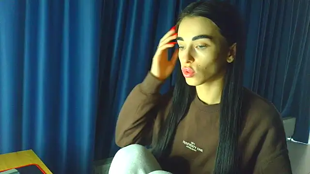 Snapshot of Vlada_Elfie chatting on February 15, 2026, 12:37 pm Vlada Elfie online show from February 15, 2026, 12:37 pm