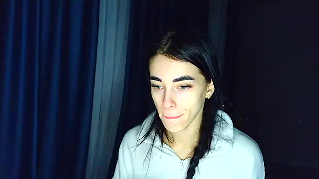 Snapshot of Vlada_Elfie chatting on January 17, 2026, 3:15 pm Vlada Elfie online show from January 17, 2026, 3:15 pm