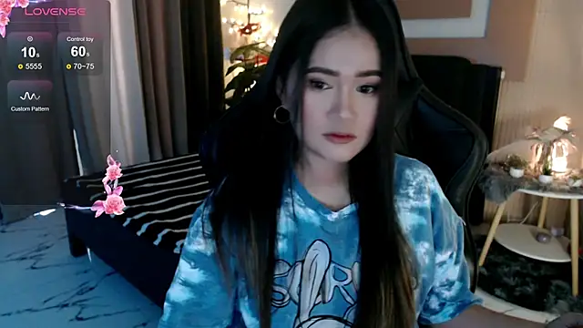 simplykhate online show from May 23, 2026, 3:27 am