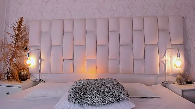 MassimoCo  online show from February 22, 2026, 10:11 pm