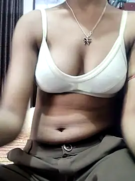 monikajaan4763 online show from February 9, 2026, 8:01 am