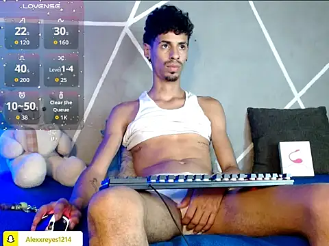 Snapshot of alexx_23cm chatting on June 11, 2026, 5:04 am alexx 23cm online show from June 11, 2026, 5:04 am