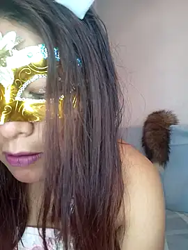 Snapshot of Zuley_foxi chatting on February 17, 2026, 3:04 am Zuley foxi online show from February 17, 2026, 3:04 am