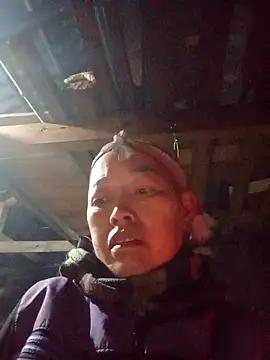 Snapshot of Agnes-baby chatting on January 17, 2026, 2:20 pm Agnes-baby online show from January 17, 2026, 2:20 pm