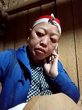 Snapshot of Agnes-baby chatting on February 3, 2026, 10:04 pm Agnes-baby online show from February 3, 2026, 10:04 pm