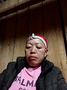 Snapshot of Agnes-baby chatting on January 31, 2026, 11:25 pm Agnes-baby online show from January 31, 2026, 11:25 pm