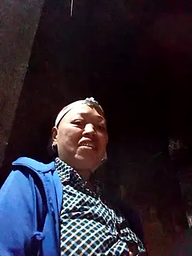 Snapshot of Agnes-baby chatting on January 13, 2026, 12:42 pm Agnes-baby online show from January 13, 2026, 12:42 pm