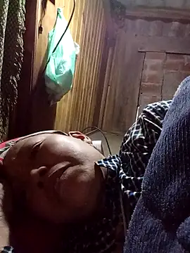 Snapshot of Agnes-baby chatting on January 11, 2026, 11:55 pm Agnes-baby online show from January 11, 2026, 11:55 pm