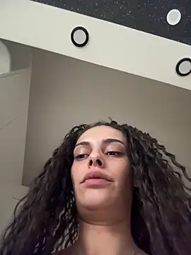 Snapshot of dear2002 chatting on February 9, 2026, 1:53 pm dear2002 online show from February 9, 2026, 1:53 pm