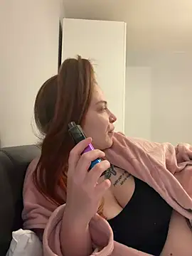 DarkdesireXoX online show from March 27, 2026, 1:45 pm