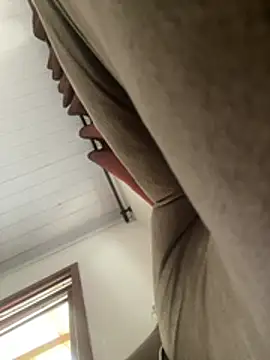 cdzinhahanna online show from March 7, 2026, 6:24 pm