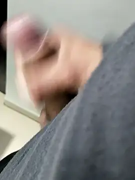 AlejandreBy online show from April 5, 2026, 7:42 pm