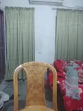 momo loves online show from February 25, 2026, 5:57 pm