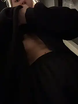 AshleyMur online show from February 28, 2026, 5:29 am