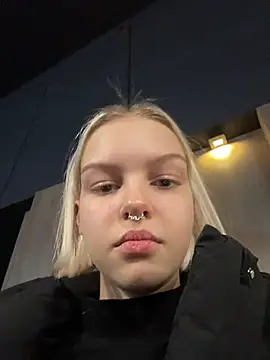 AshleyMur online show from January 6, 2026, 4:05 am