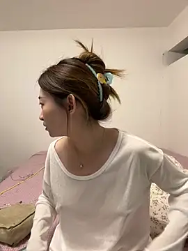 Xiaojuzi- online show from June 3, 2026, 1:45 pm