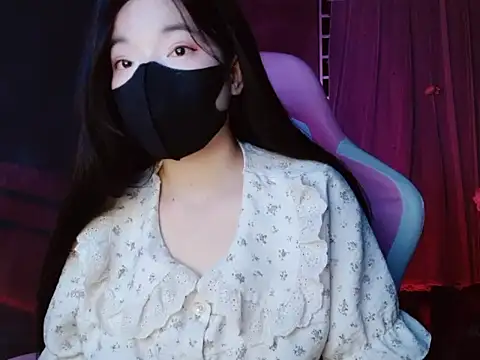 Snapshot of -Tamy- chatting on February 24, 2026, 3:35 pm -Tamy- online show from February 24, 2026, 3:35 pm