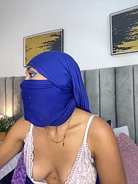 Snapshot of _Tariq chatting on February 13, 2026, 12:05 pm Tariq online show from February 13, 2026, 12:05 pm