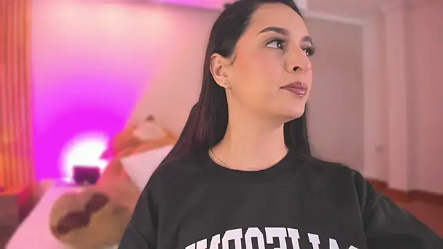  NatachaDiaz  online show from February 2, 2026, 11:42 am