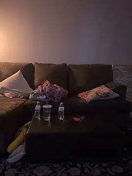 jojosbizarrelyf online show from March 17, 2026, 12:35 am