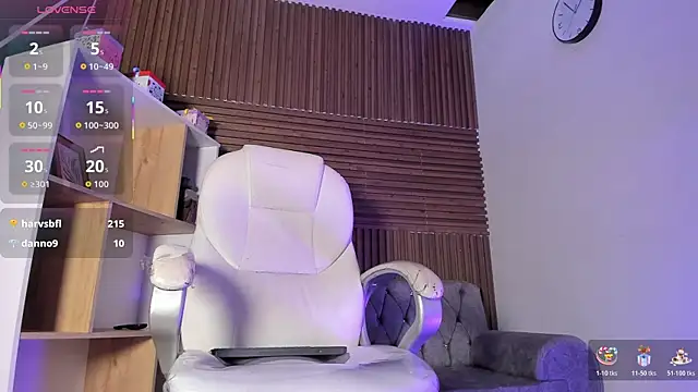 Snapshot of AmberEvans1_ chatting on January 9, 2026, 6:48 pm AmberEvans1 online show from January 9, 2026, 6:48 pm