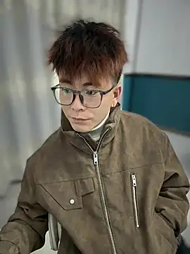 linfei123321 online show from January 12, 2026, 11:28 am